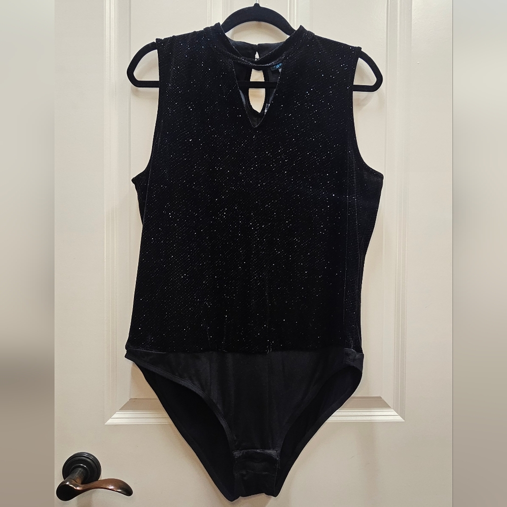 Sleeveless Black Velvet Bodysuit with Shimmering Sparkles
